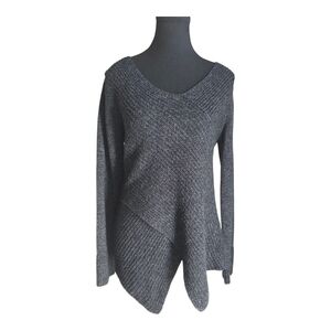 Reitmans Charcoal V-Neck Angled Sweater Size M
